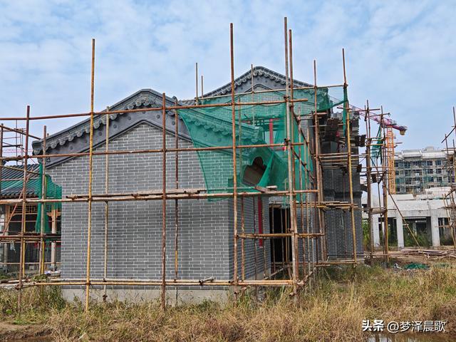 湖北祥云湾：九派建筑环湖立 传统现代共交融