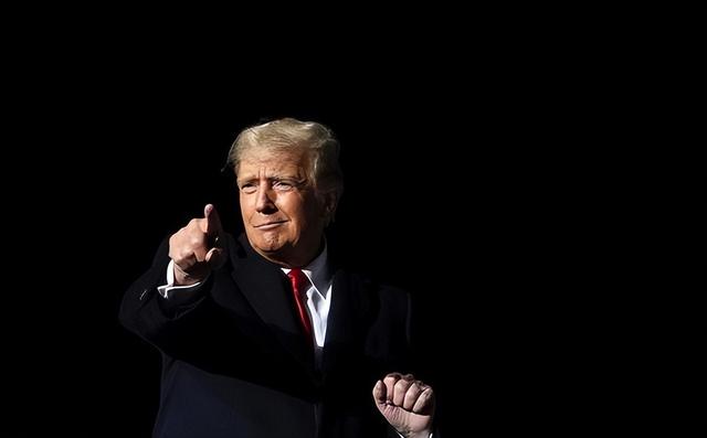 委内瑞拉对华石油出口被切断	，特朗普的死对头成最大赢家？