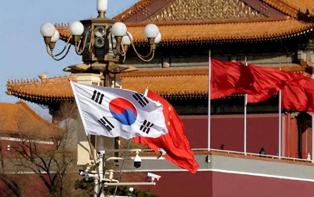 李在明结束访华	，启程返韩前，向中方提了一个建议：希望平分黄海