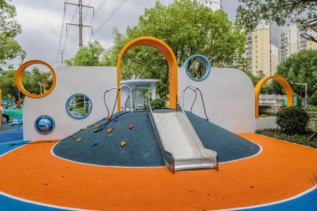 叮！你有一份上海秋日漫步地图待解锁→