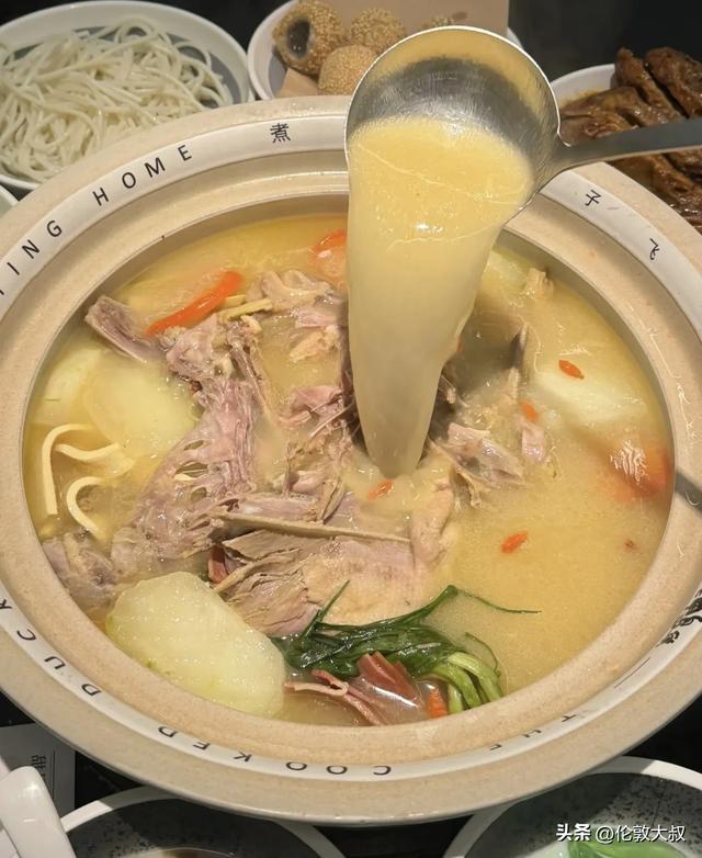 我是重庆人，来了趟浙江杭州，这三个疑问一直不明白，忍不住说下