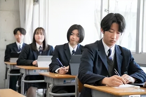 请输入图片描述 请输入图片描述