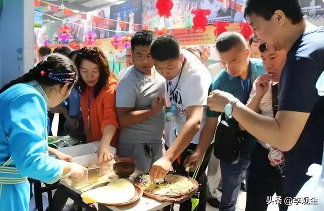 旅游为啥总踩雷？景区宰客旅行社挖坑，该治治旅游的“短视病”了