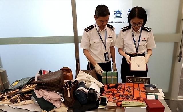 ​几乎全是假货！利润高达2400%，为啥消费者还前赴后继争相购买？