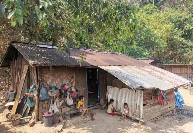 亚洲最贫困国：落后中国30年，女性开放，游客去了可以当富豪