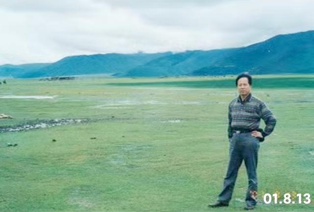 香格里拉:草甸、海子与金顶的叙事