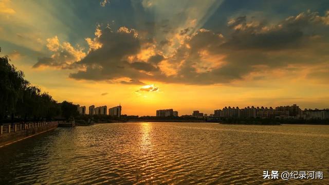 柘城县委书记邢玉富同志网友关于柘城榕湖音乐喷泉开放的呼吁