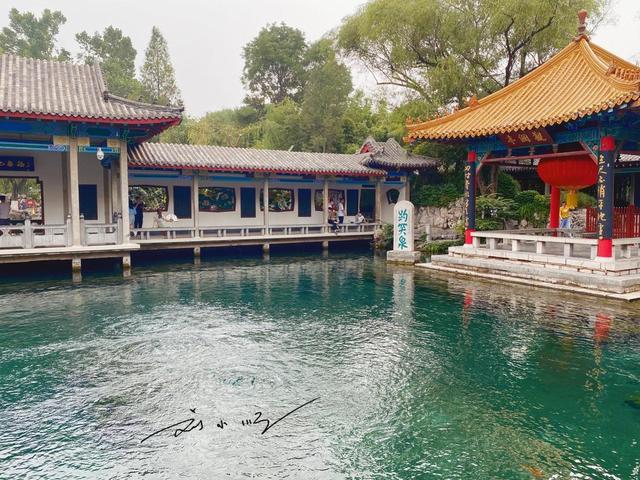 “泉城”济南名片趵突泉：七十二名泉之首的传奇，你来探访过吗？