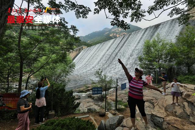 青绿泰山 清凉一夏丨泰山天外村：夏日避暑的宝藏地，清凉景致藏不住