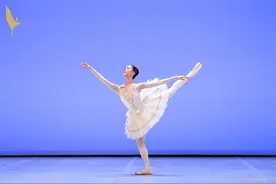 00后女孩在瑞士的芭蕾舞台上，拿下全球仅九份的奖学金！图片