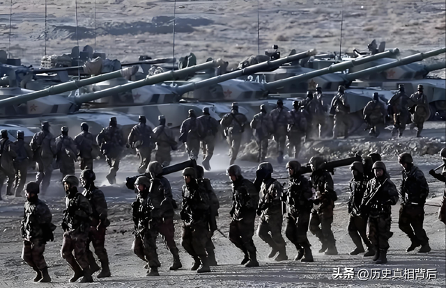 西方军事专家：“全世界无人敢轻视中国，因为中国国力太强大了”