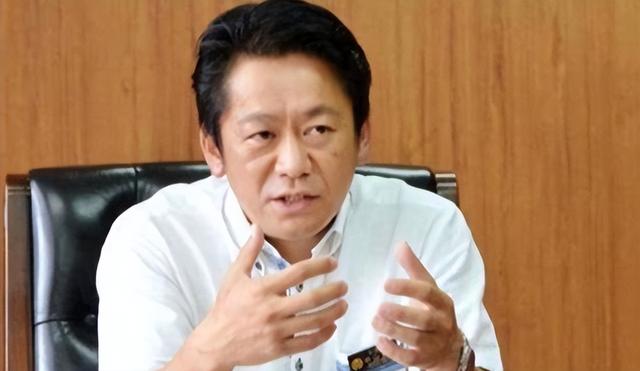 172：233！高市重新洗牌	，日本新首相人选出炉，对中国态度不简单