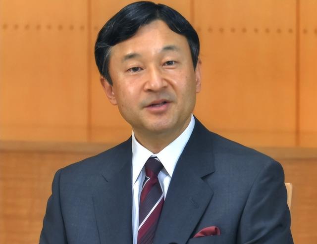 日本天皇亲自出山，对中国的反击正式开始，高市早苗憋出了一妙计