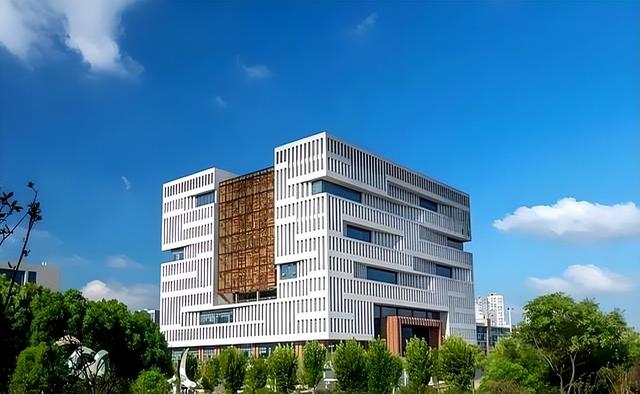 25年全国交通大学排名更新，上交、西安交大领跑，兰州交大第七