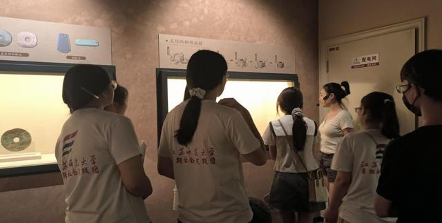 “青韵文旅”社会实践团走进新沂博物馆 探寻本土文化根脉
