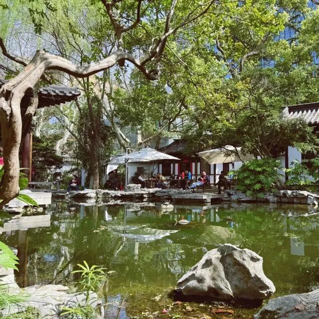 陪伴上海人70多年的“老友”要闭关升级了！这段历史头回听说？未来长啥样提前看！