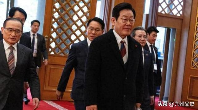 日本访华被拒！李在明当着全世界的面喊出一句话	，让高市早苗破防