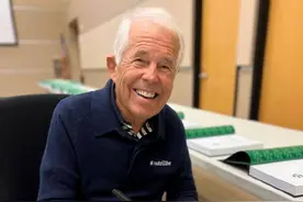 纽崔莱创始人：民国在中国卖高露洁，48岁做维生素片成就商业帝国图片