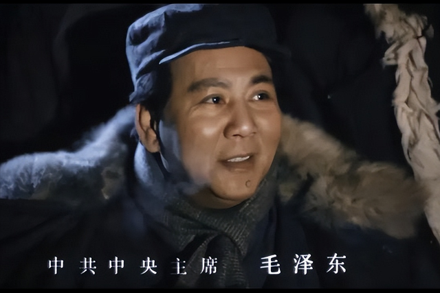 杨尚昆第一次见到古月，不高兴地说：“你一点都不像毛主席”！