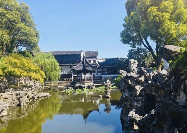 乘地铁，邂逅苏州的国潮与秋色！
