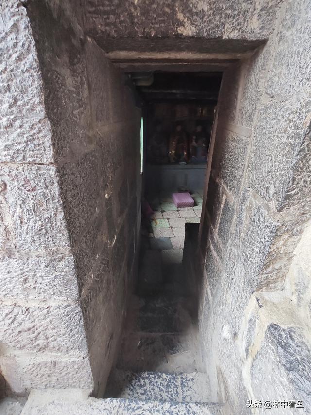 安阳许家沟二龙山，一座建在峭壁上的宫殿，布局精妙，别有洞天