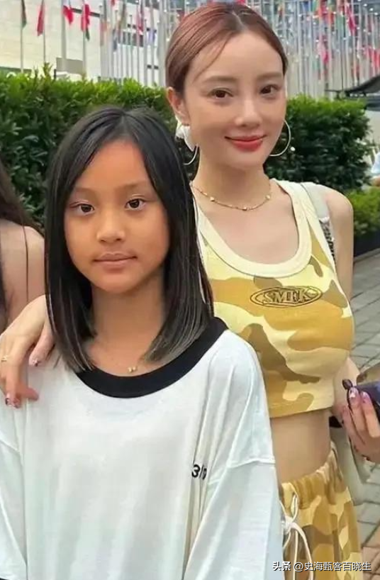 李小璐：年轻时管不住下半身，如今让自己的女儿买了单，她后悔么