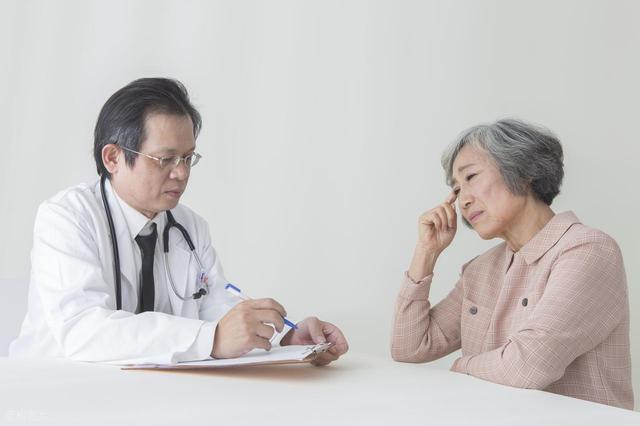 梦见家人生病，到底是好事还是坏事？梦里的细节真实暗示了这两点