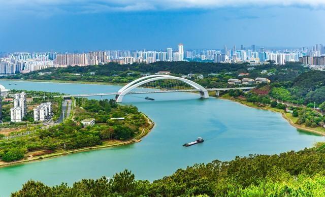 国内绿化最好的10大城市，南宁第3，昆明第6，长春垫底！