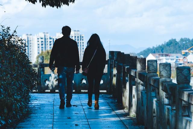 情感爆文：爱情就像一首诗，用心去品味，才能读懂它的美