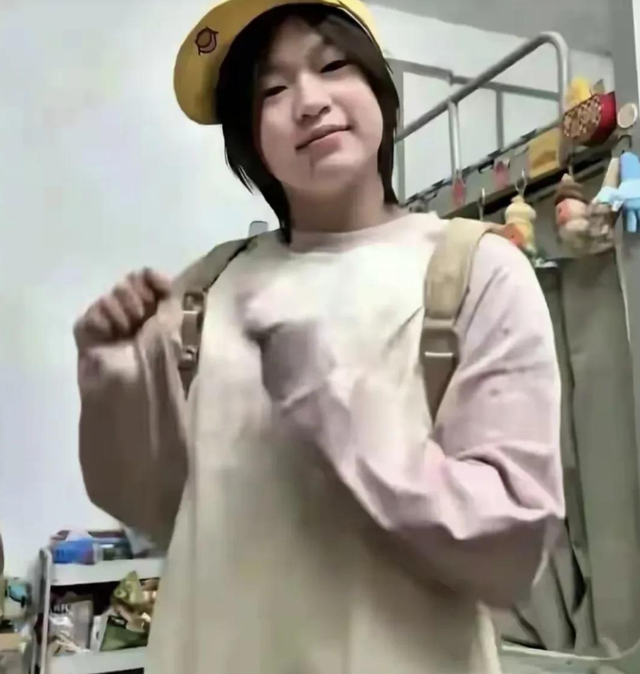 肉眼可见的蜕变！全红婵长成亭亭玉立的大姑娘，真是女大十八变！