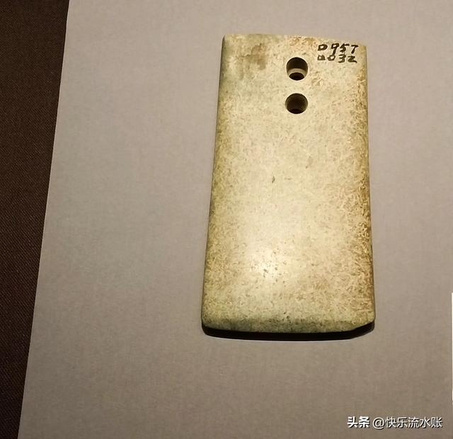 40年前老物件，图4是难以启齿的女性用品，图8早成了国家一级文物