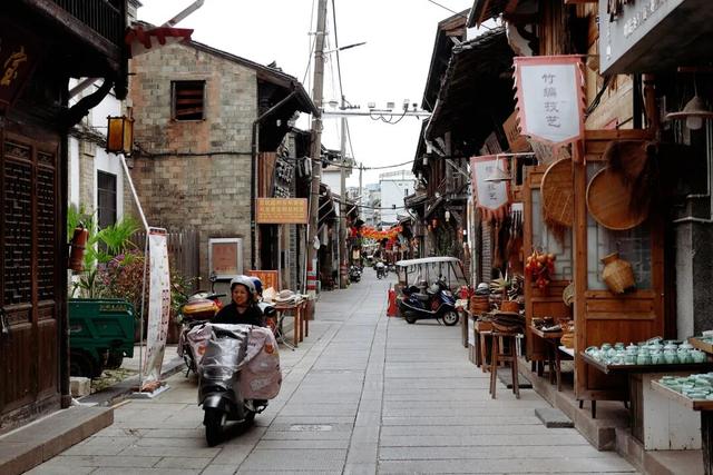 找到了浙江版“大鱼海棠”，人少景美饭好吃！