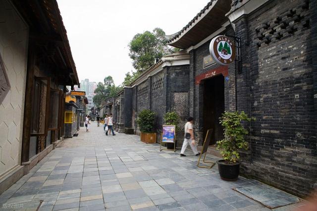 高铁一坐，湖南人一个月的贵阳生活告诉你什么叫舒服！
