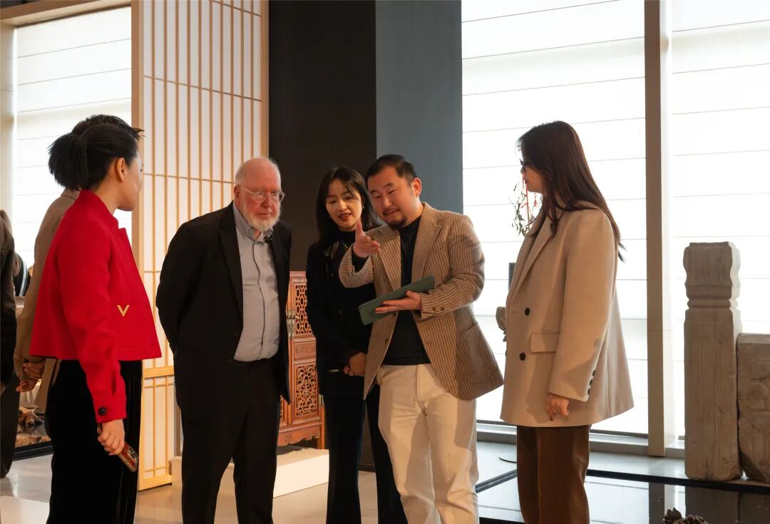 当凯文·凯利遇见中国古典家具 | 这场现代科技与古代木器的对话,藏着东方生活的未来答案 当凯文·凯利遇见中国古典家具 | 这场现代科技与古代木器的对话,藏着东方生活的未来答案