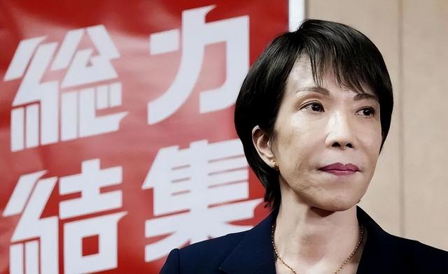 高市被催辞职谢罪，日本要废除中国出兵权，辽宁舰已逼近日本本土