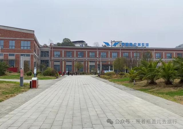 贵州大山里的三线厂，昔日绝密工厂为飞机造心脏，今变网红打卡地