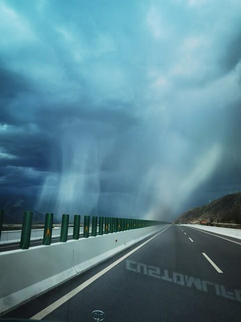 带娃去北极第三站西乌，大同到西乌749公里的风雨路