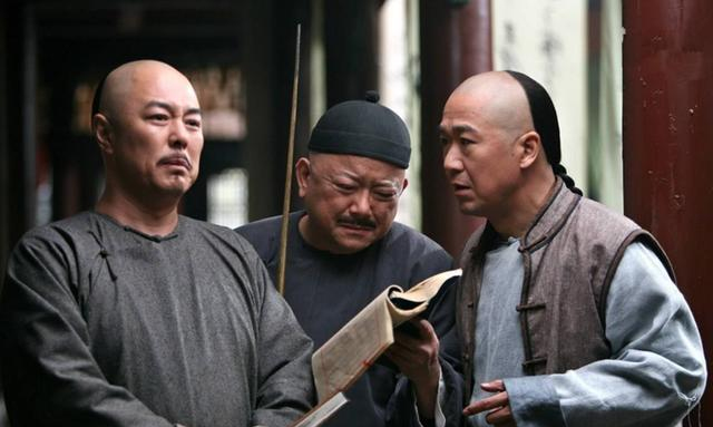 和珅出上联“三斤四两五花肉”，纪晓岚巧对下联，成为了经典佳对