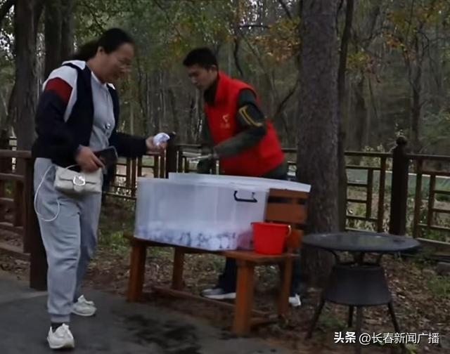 净月潭双节期间推暖心服务，多维交通保障畅游体验