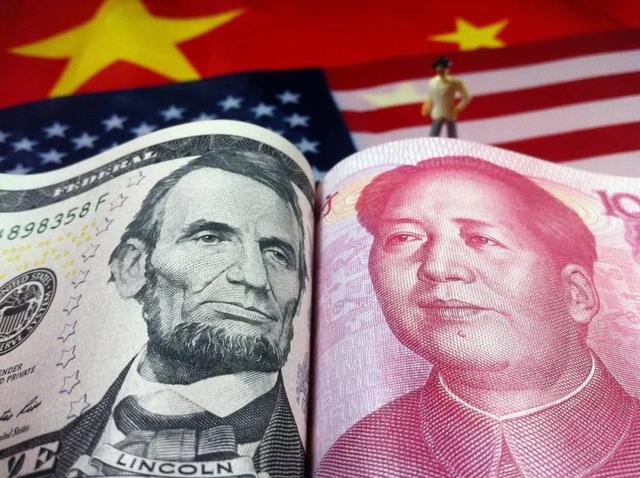 中美GDP差距再次拉大！中国GDP跌到美国60%，到底是哪出问题了？