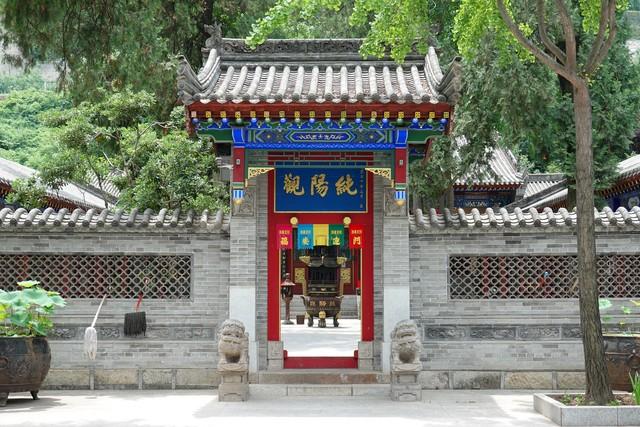 孤身7小时夜爬华山看日出：一份详细到哭的攻略，送给敢挑战的你