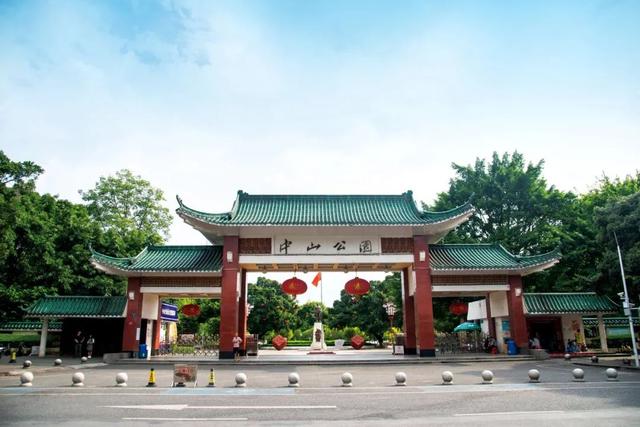 中秋遇国庆，韶关月夜“乐”有戏！黄品源演唱会、星空民谣、非遗采茶戏…假期好戏不停歇，承包你的团圆时光