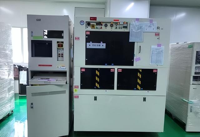 不装了！荷兰就光刻机对中国亮明态度 日媒：我们“上当”了