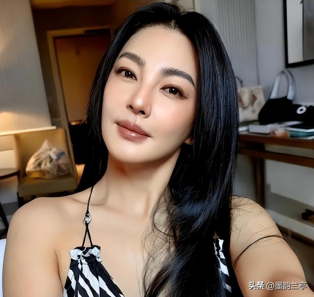 善恶终有报！陪睡仅开胃菜，张雨绮再迎两大噩耗	，被“资本”抛弃