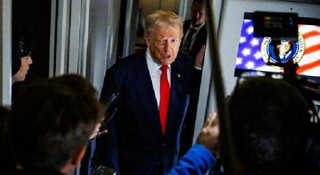 300多名师生遭掳，特朗普找着借口动武了？这回恐怕又盯上了油！