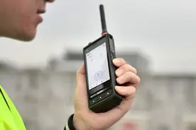 公网对讲机是什么？真能实现不限距离对讲吗？图片