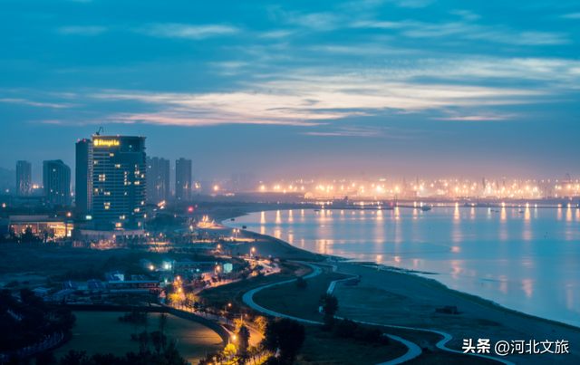 飞云之下,俯瞰秦皇岛!