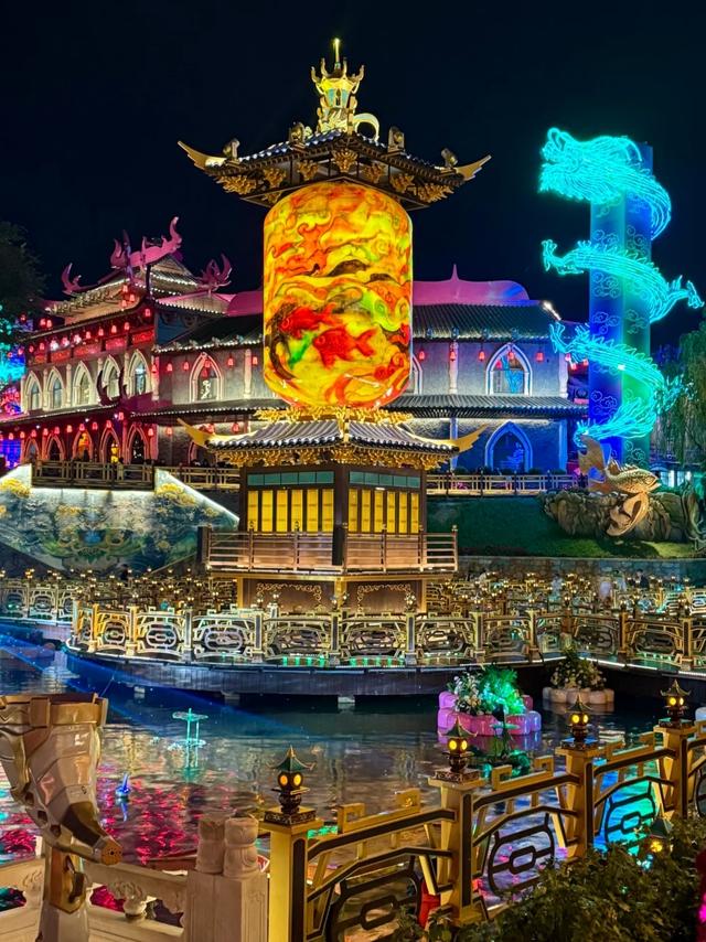 一个刚从开封回来的人警告：别轻易去，这座城会搞乱你的时间感