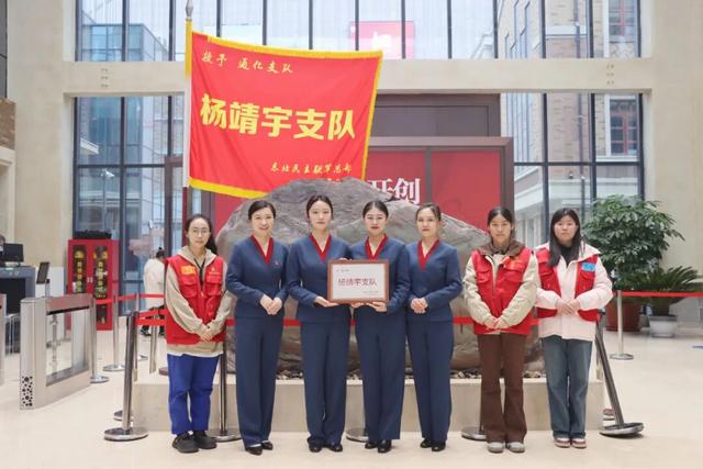 文物不语，但他们让历史有了心跳的温度