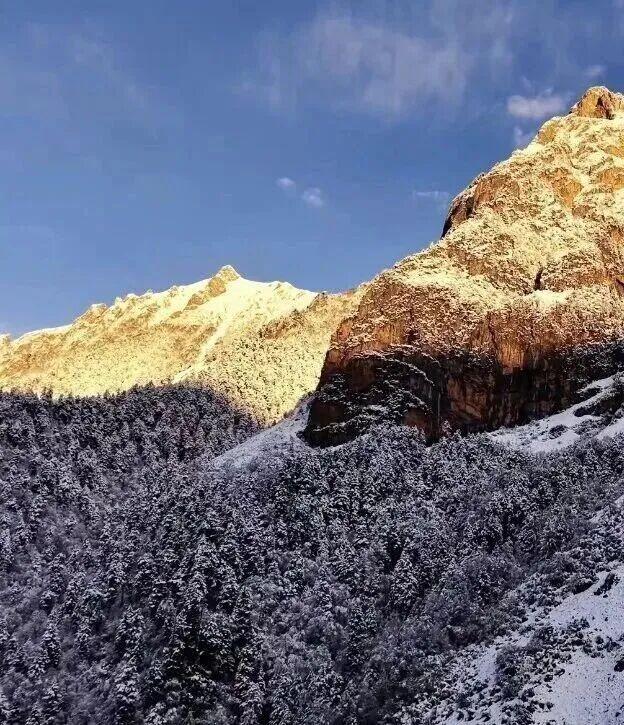 锦绣陇南·初冬秘境丨雪落藏羌寨，官鹅沟的另一面→